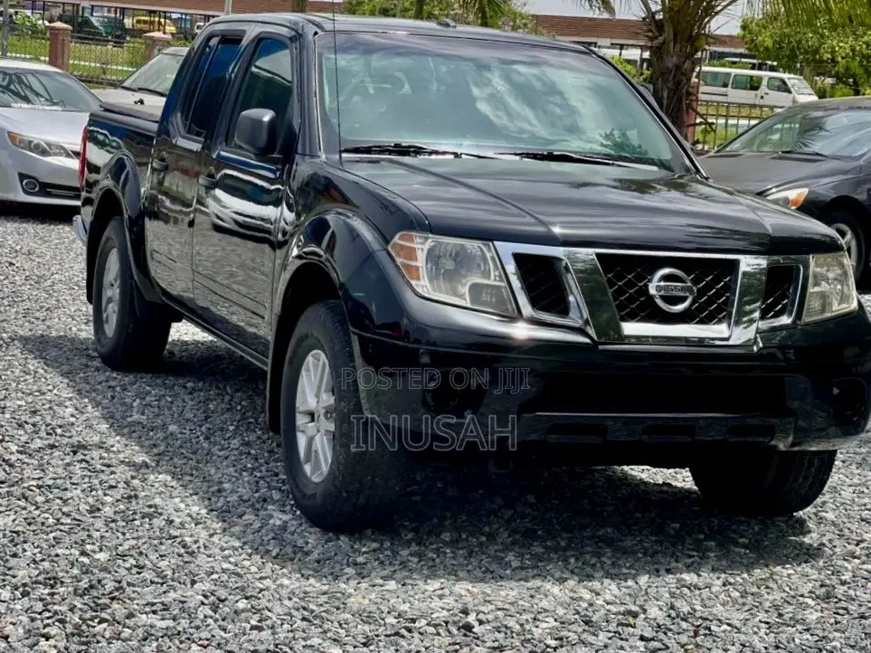 Nissan Frontier 2016 Black