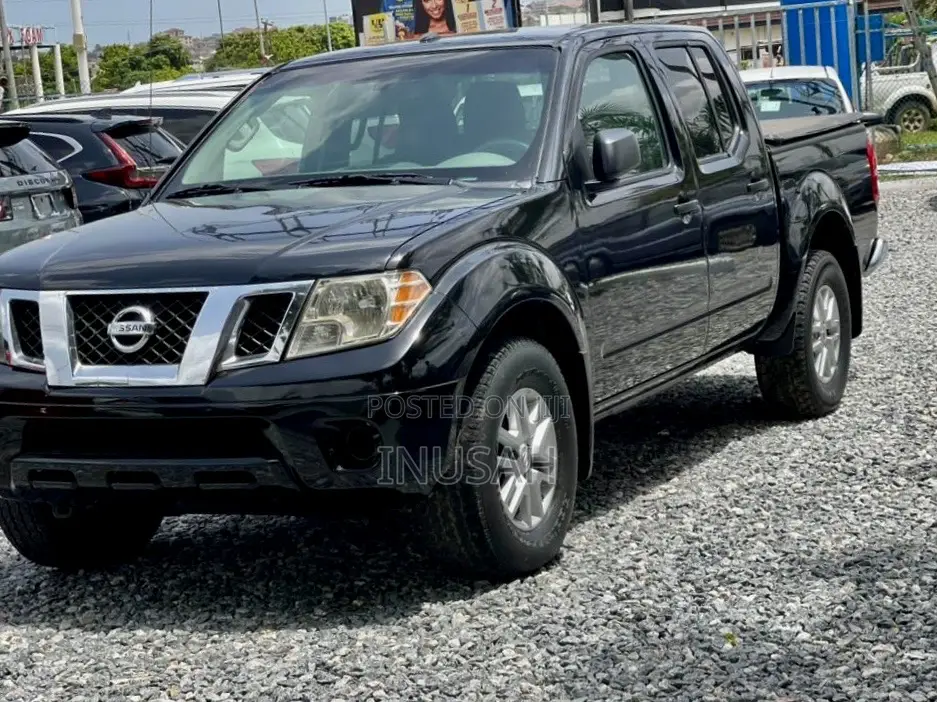 Nissan Frontier 2016 Black