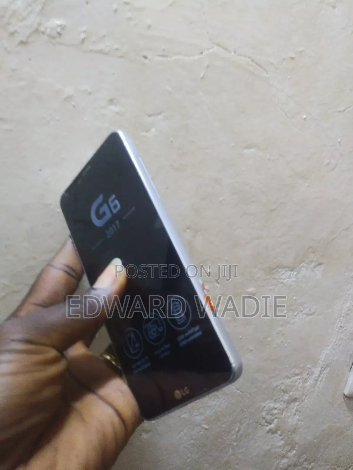 New LG G6 64 GB Black