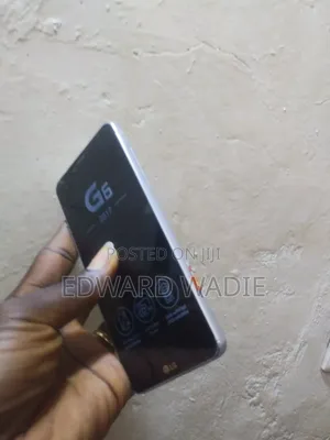 New LG G6 64 GB Black