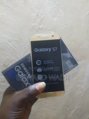 New Samsung Galaxy S7 32 GB Gold