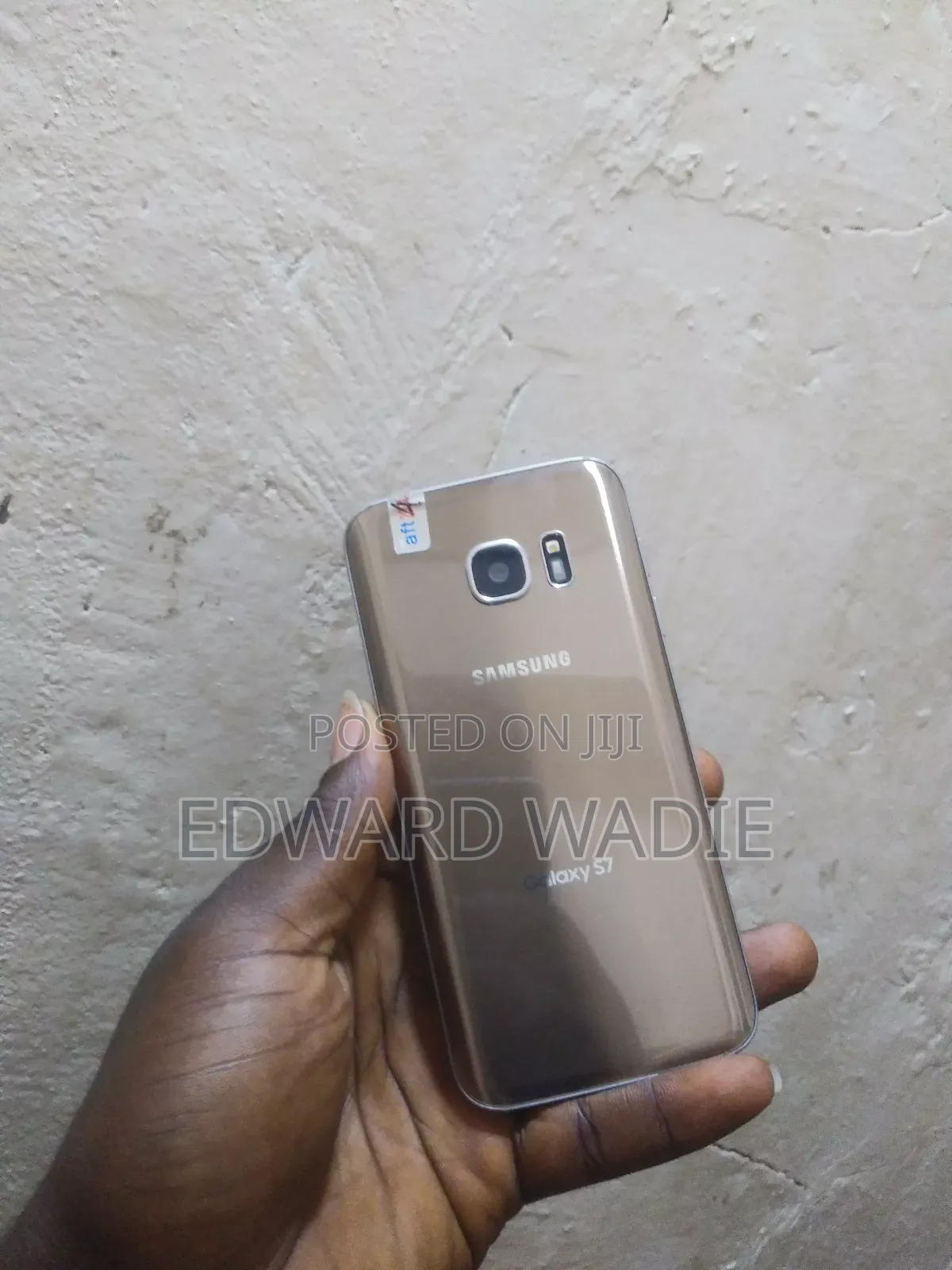 New Samsung Galaxy S7 32 GB Gold