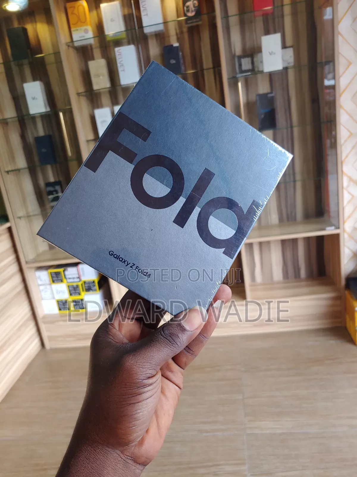 New Samsung Galaxy Z Fold4 256 GB Blue