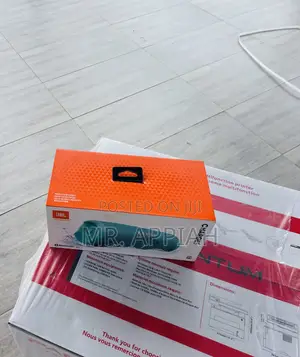 Sealed in Box JBL Charge 5 Wireless Electric Speaker.
