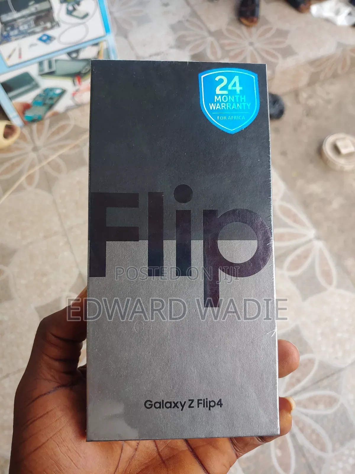 New Samsung Galaxy Z Flip4 256 GB White