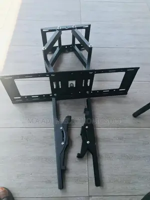 Elevate Home Entertainment:Adjustable 33”60 Tv Wall Mount