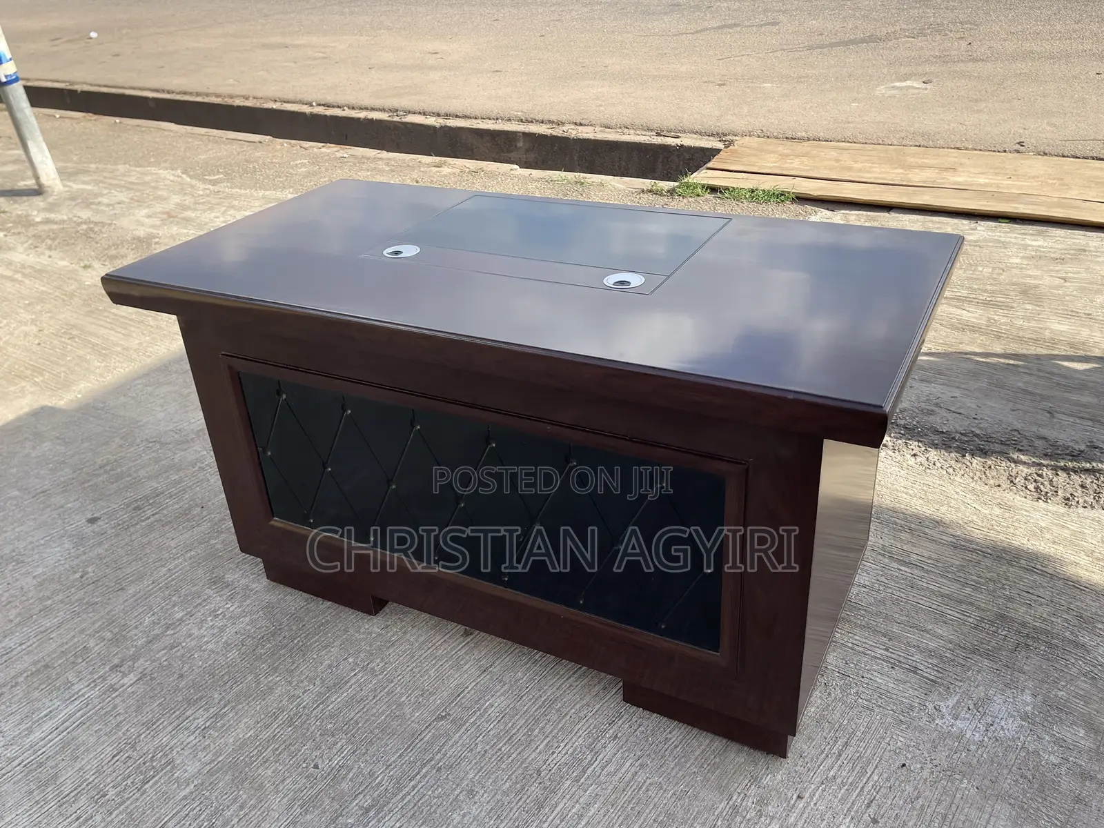 Office Desk/Table