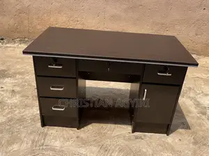 Office Desk/ Table