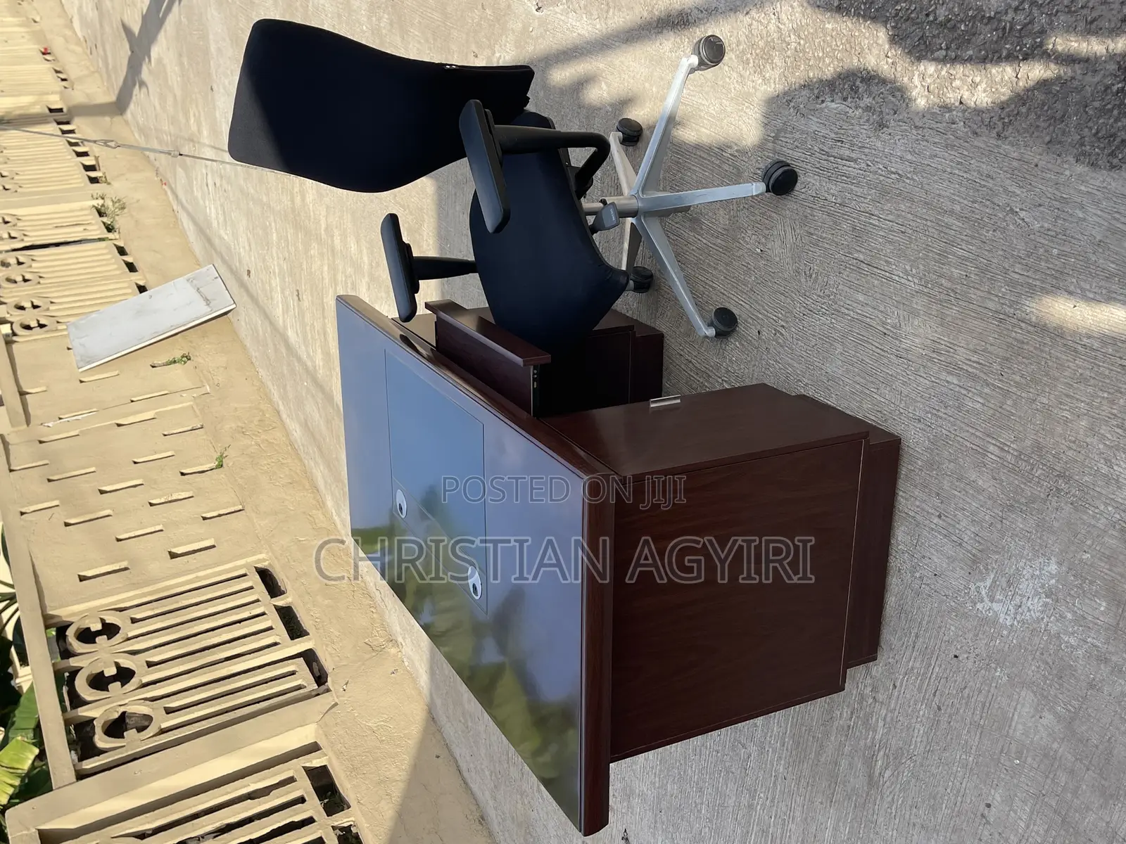 Office Desk/Table