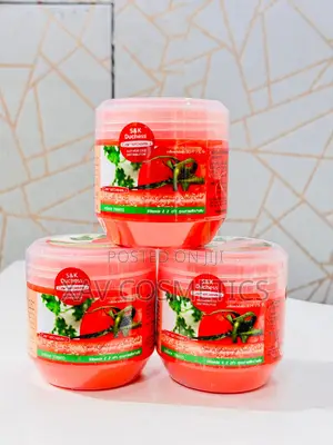 Carebeau Tomato Salt Scrub