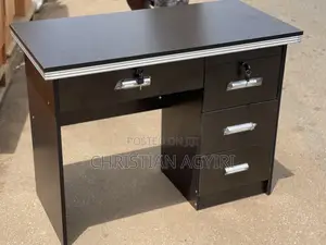 Office/Computer/Study Table/Desk