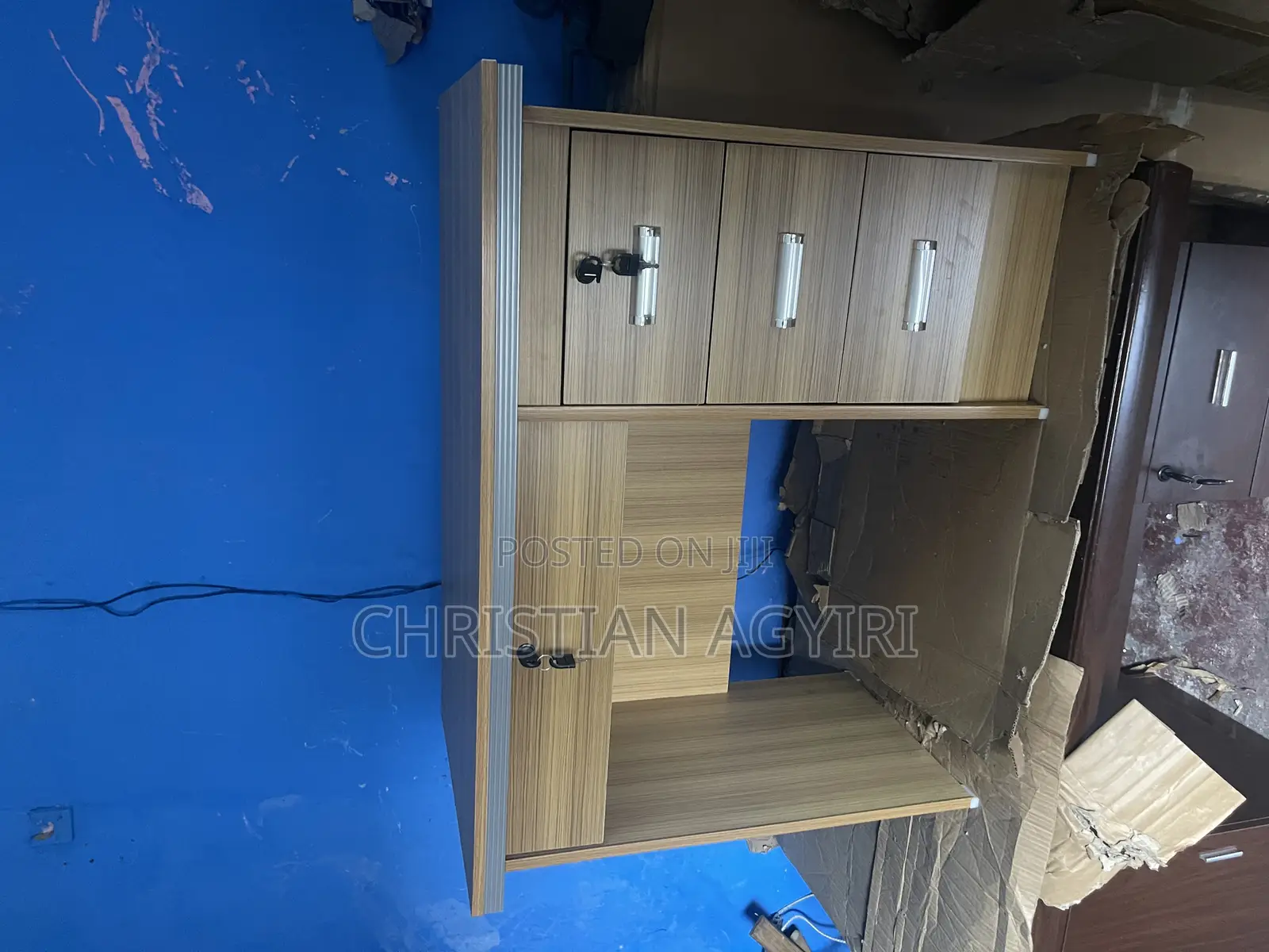Office/Computer/Study Table/Desk