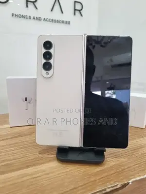 Samsung Galaxy Z Fold4 256 GB Gold