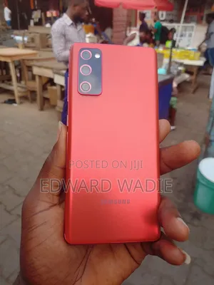 Samsung Galaxy S20 FE 128 GB Red