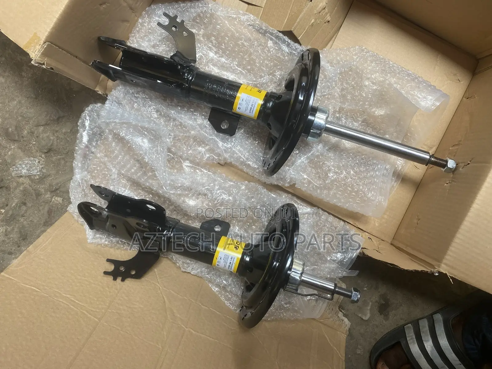Toyota Camry 2012-2014 Front Shocks