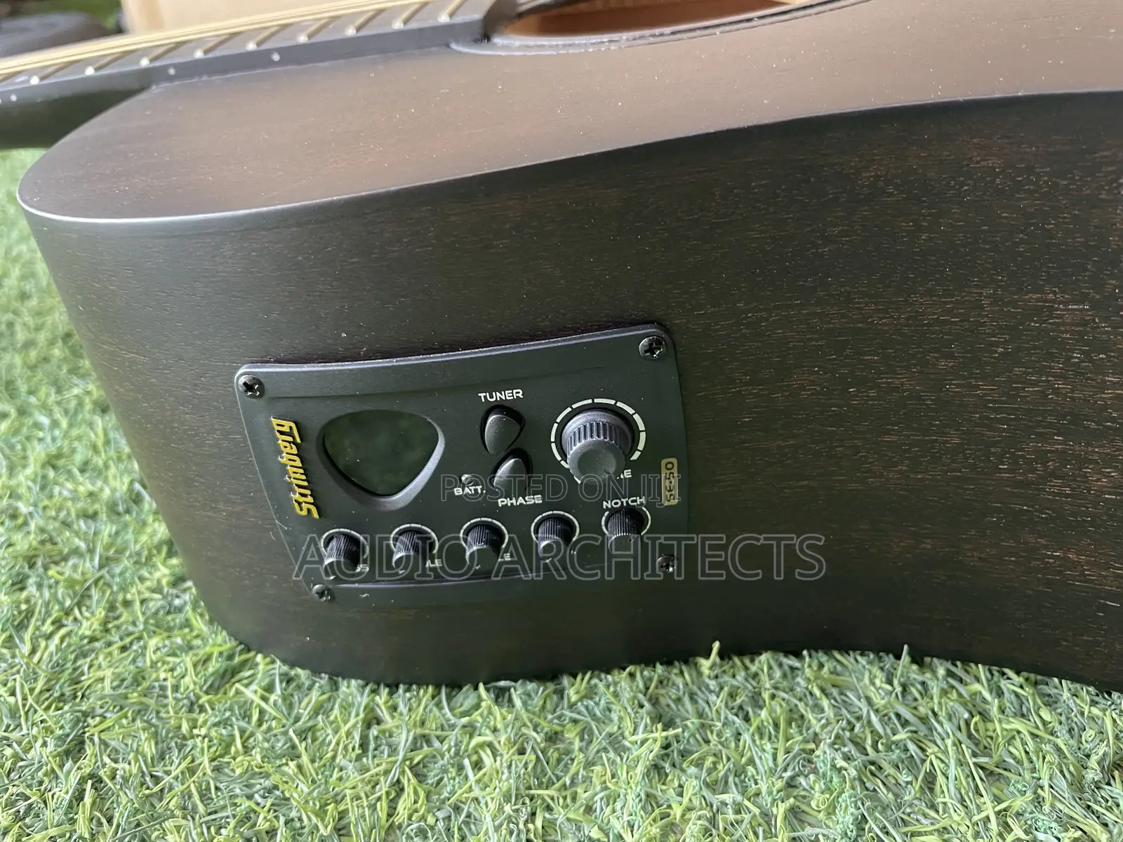 Semi Acoustic Guitar Srinberg