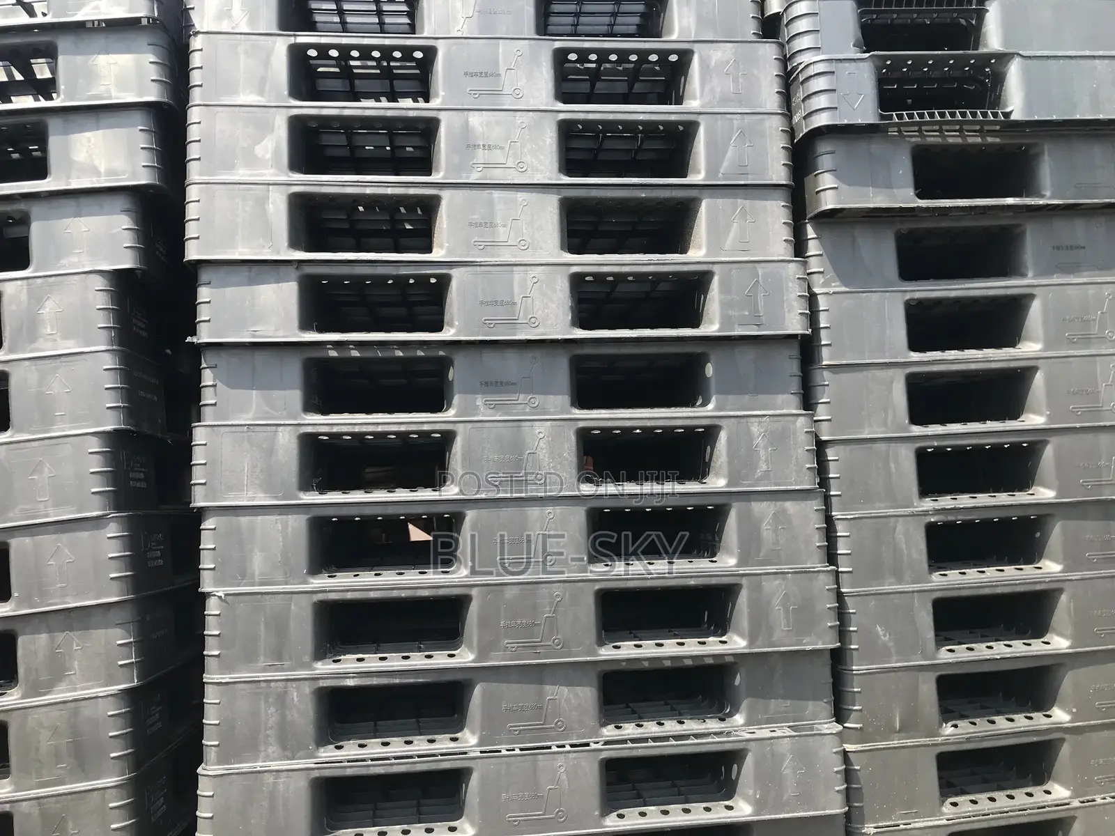 Rubber Plastic Pallets for Sale