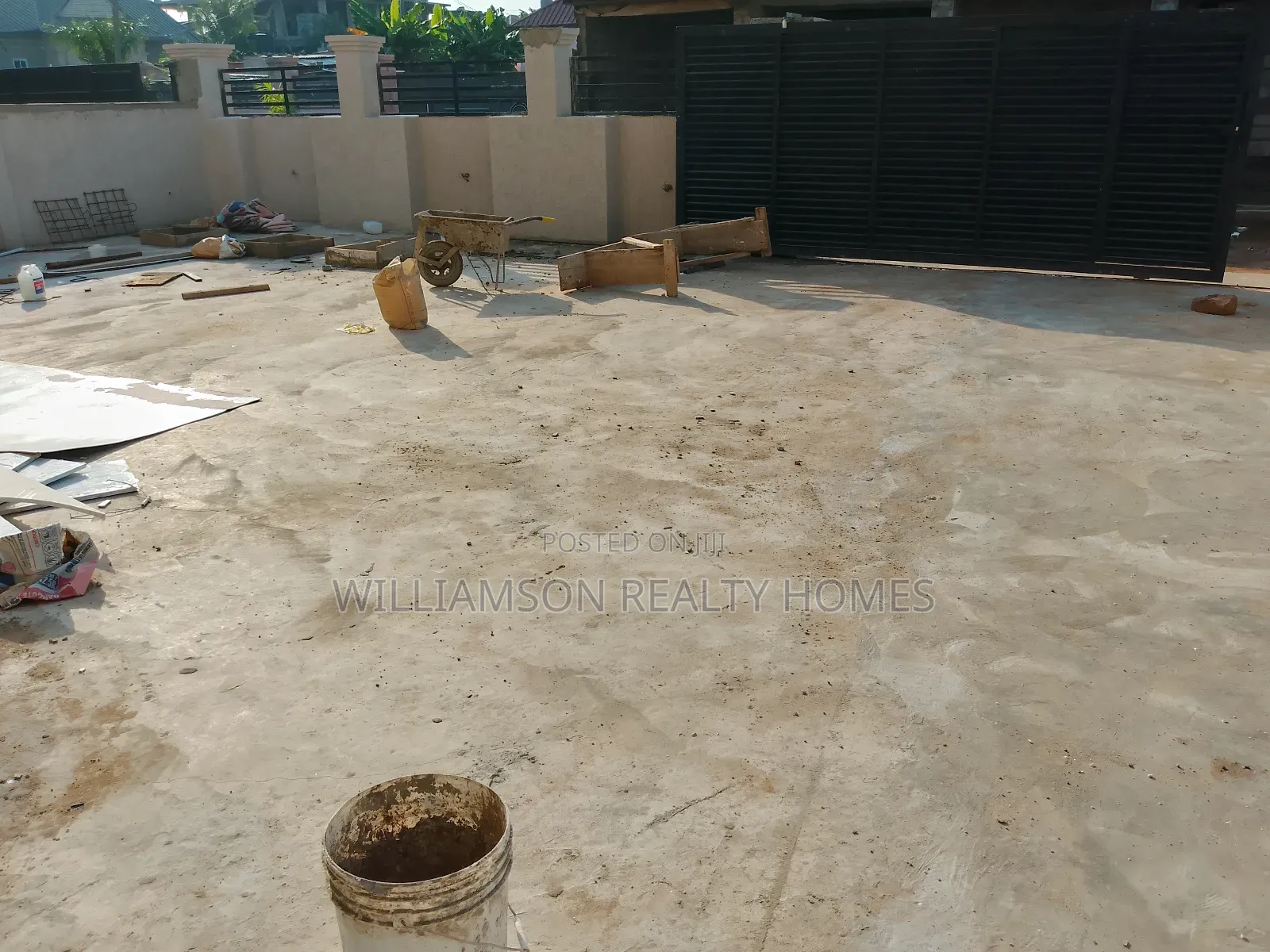 1bdrm Apartment in Hfc Estate Area, Spintex for rent