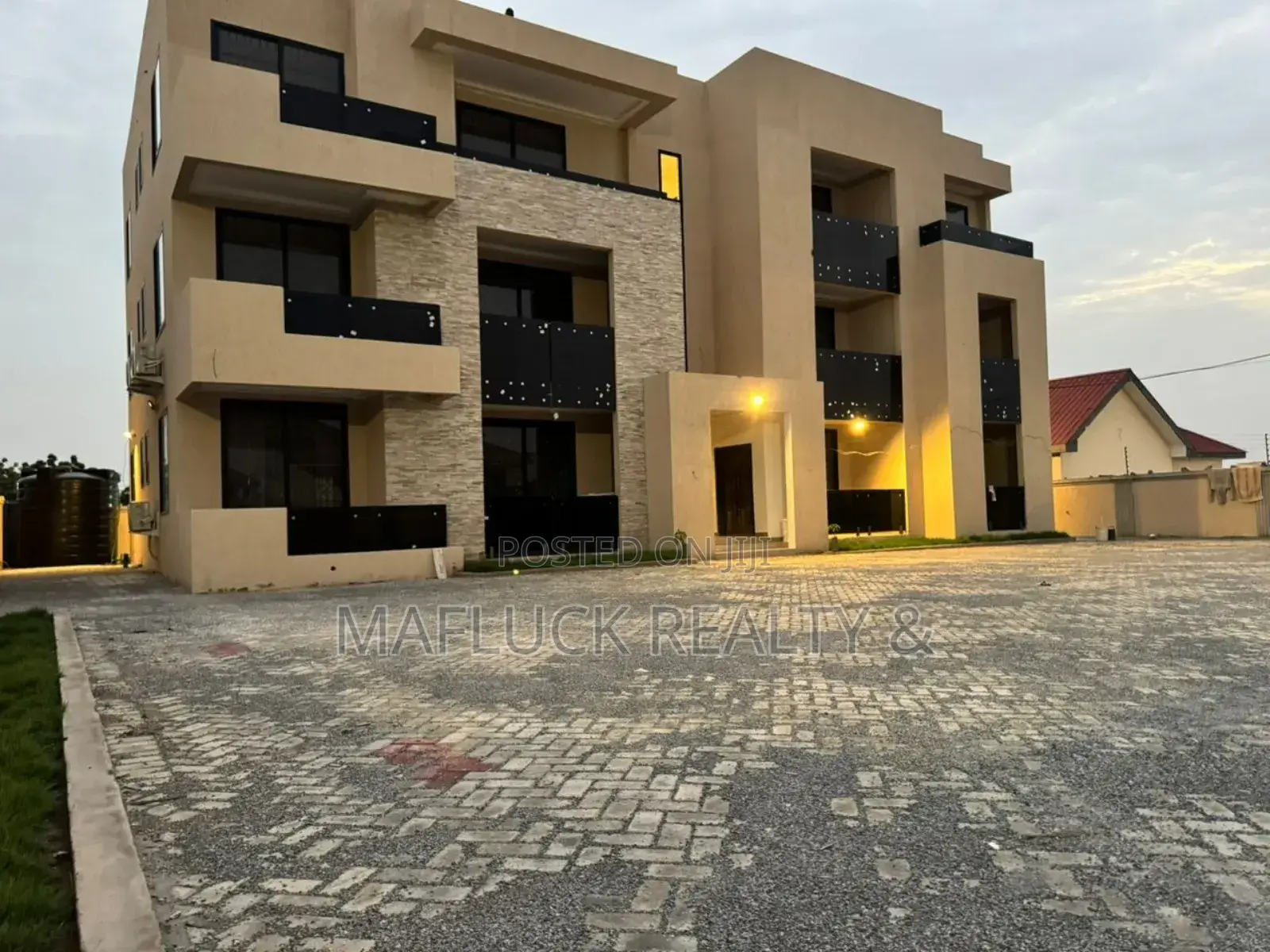 2bdrm Apartment in Lakeside Estate for rent