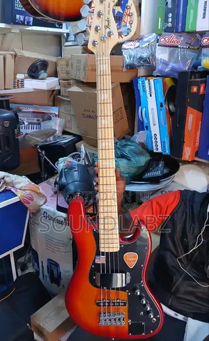 Fender Bass Guitar (Active)