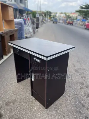 Office/ Study/ Computer Desk/Table