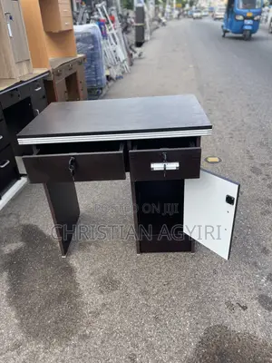 Office/ Study/ Computer Desk/Table