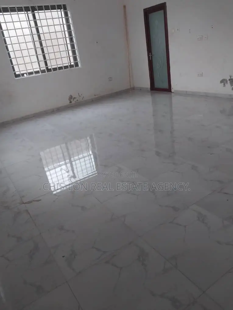 3bdrm House in Sharp-Connect., Kasoa for sale