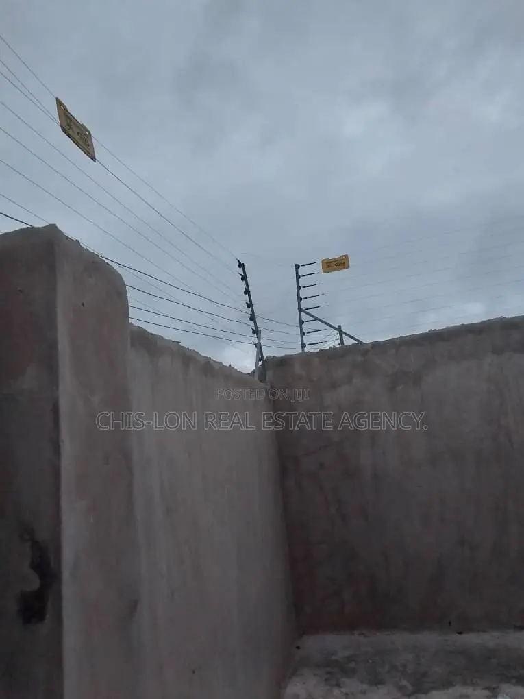 3bdrm House in Sharp-Connect., Kasoa for sale