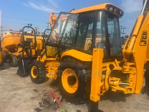 Almost New, Backhoe Just 400hrs Used JCB for Sale