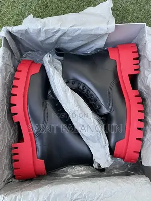 Balenciaga Strike