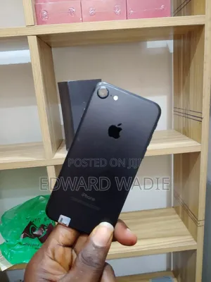 Apple iPhone 7 128 GB Black