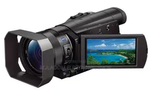 Sony HDR-CX900E: Capture Cinematic Moments