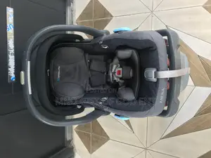 Uppababy Mesa New Born Baby Car Seat and Base