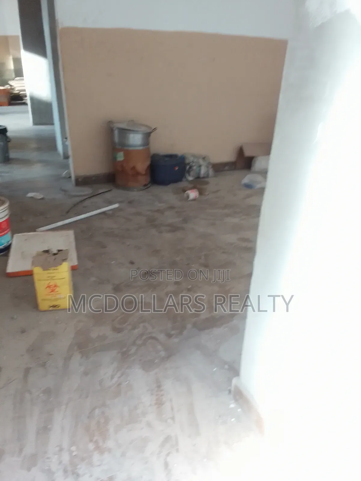 Shops Available for Rent, Circle,