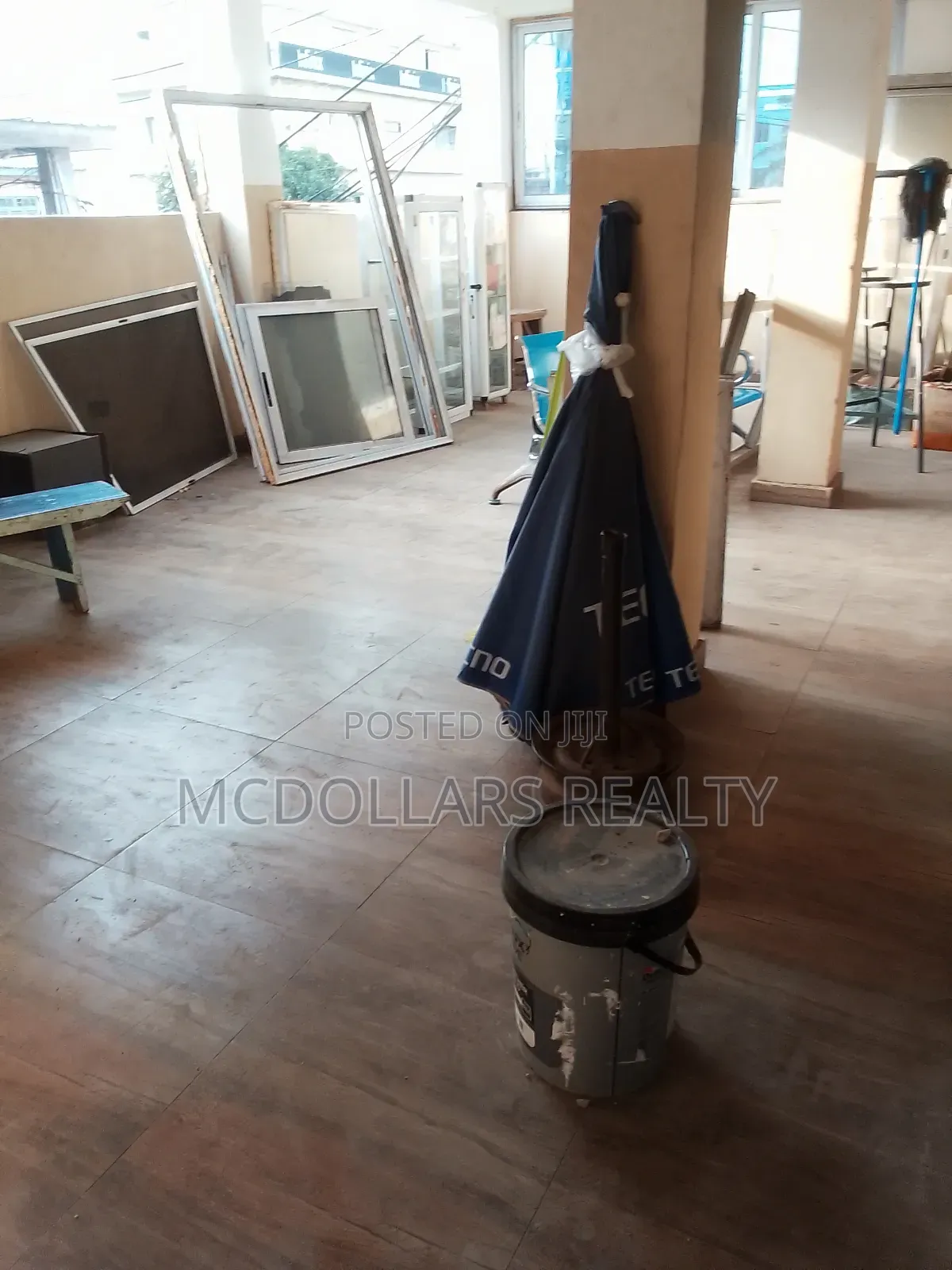 Shops Available for Rent, Circle,