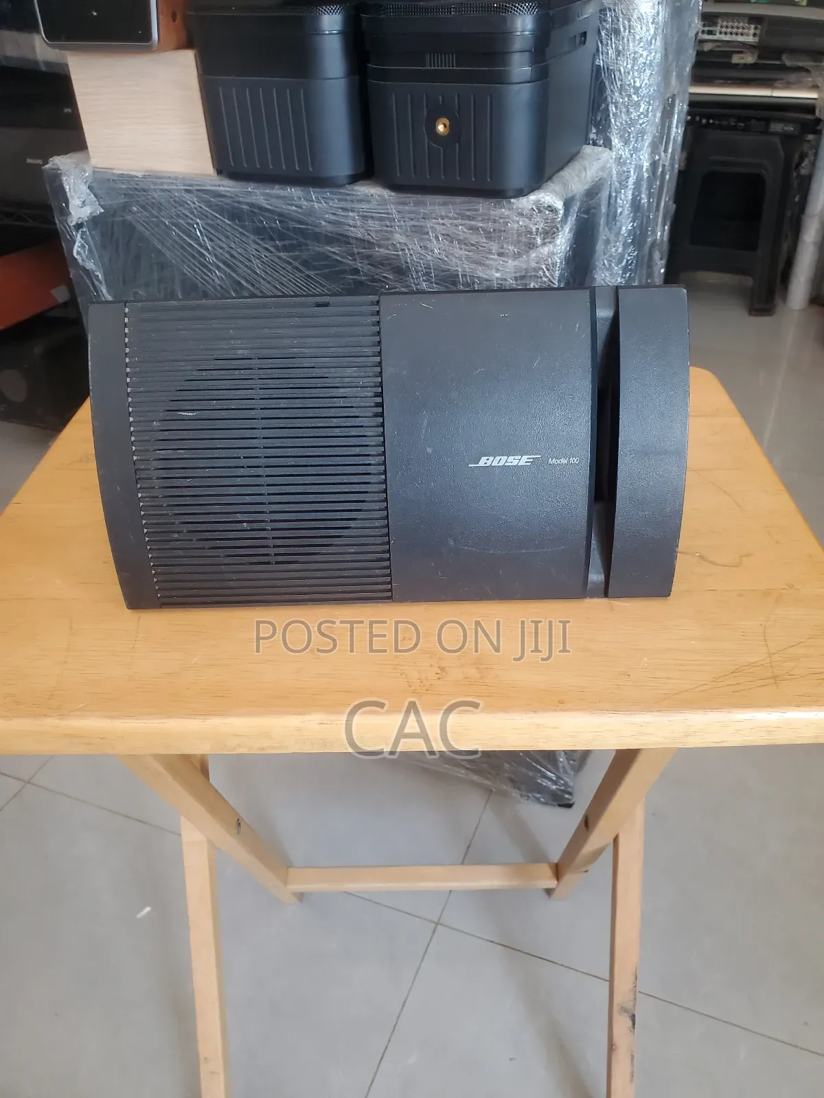 Bose Model 100 Indoor/Outdoor Speakers. Pair Black