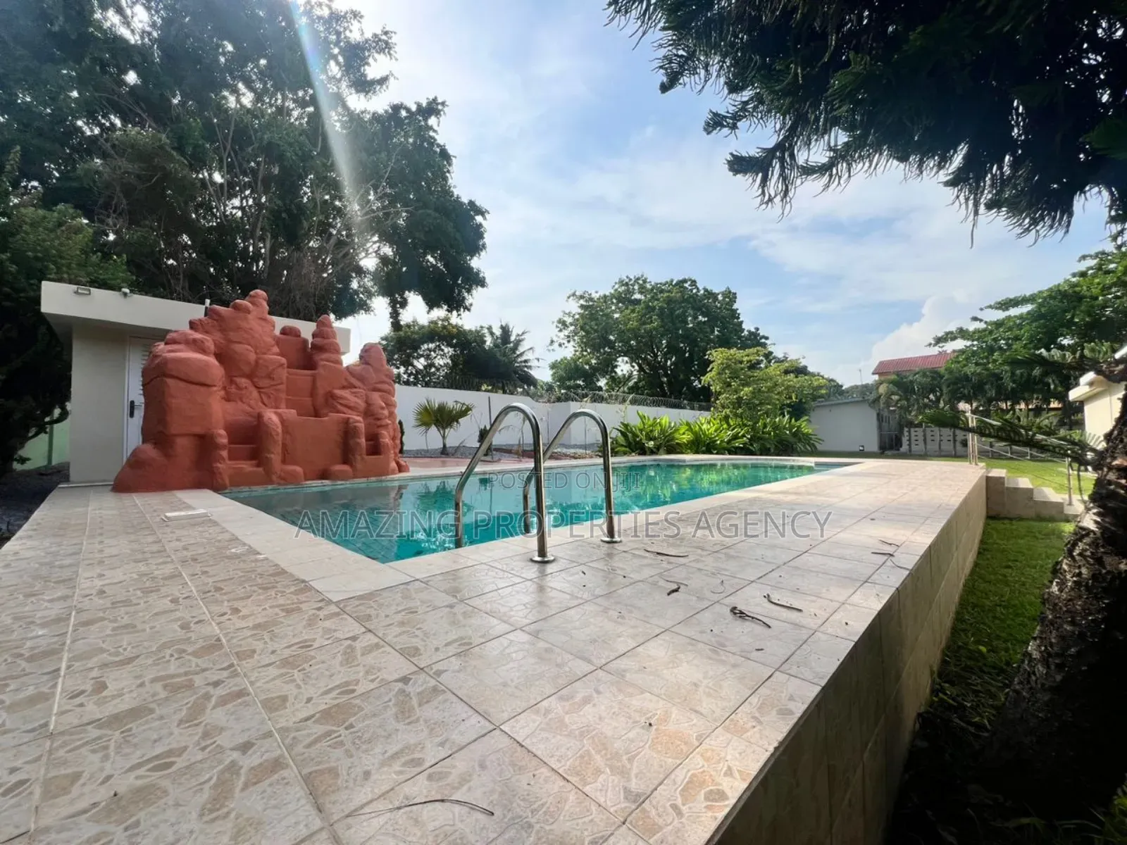 5bdrm House in Cantonments for rent