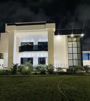 7bdrm Mansion in Trassaco, East Legon for sale