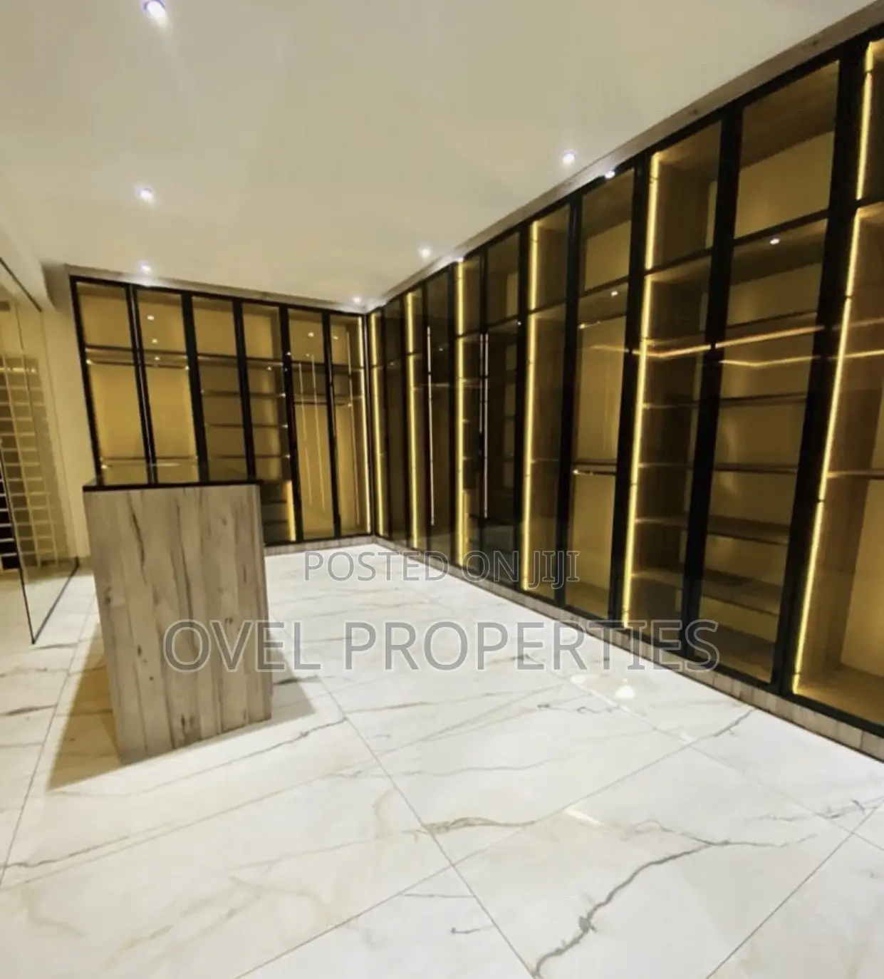 7bdrm Mansion in Trassaco, East Legon for sale