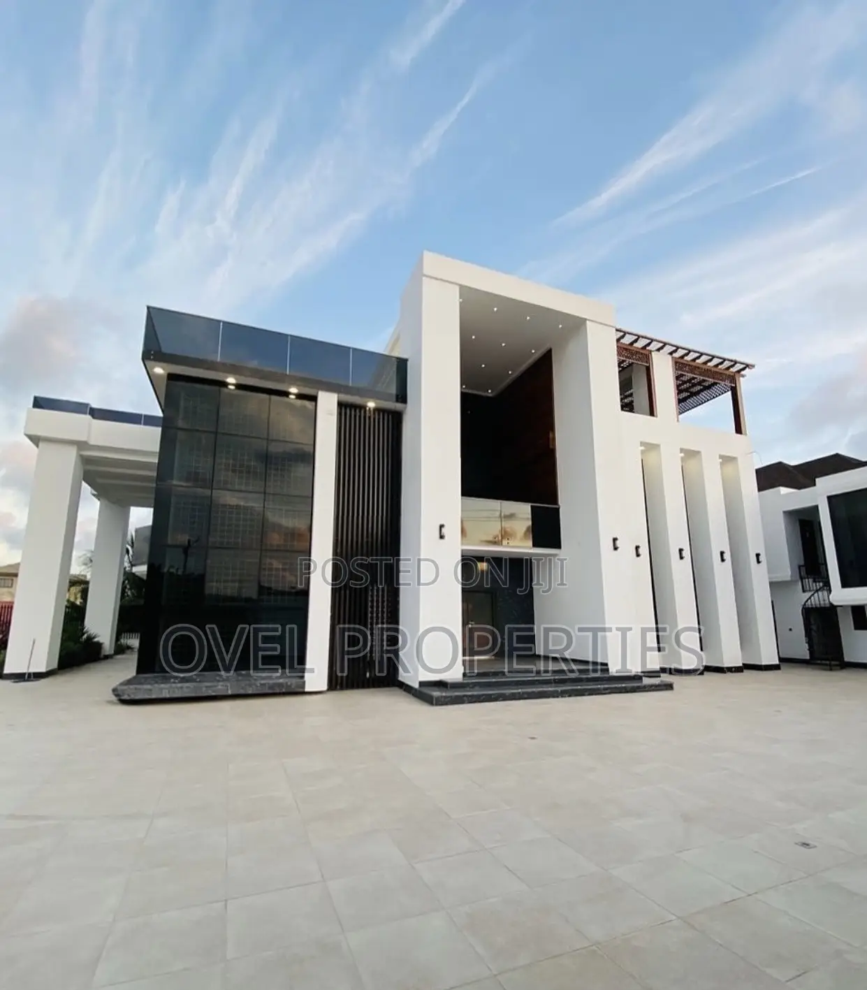 7bdrm Mansion in Trassaco, East Legon for sale