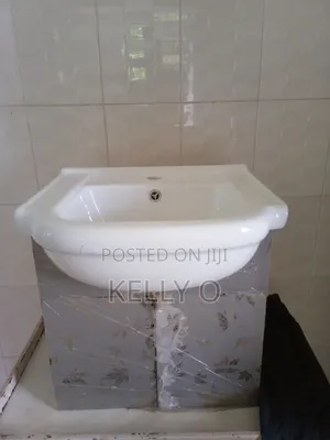 Wash Hand Basins With Mirror