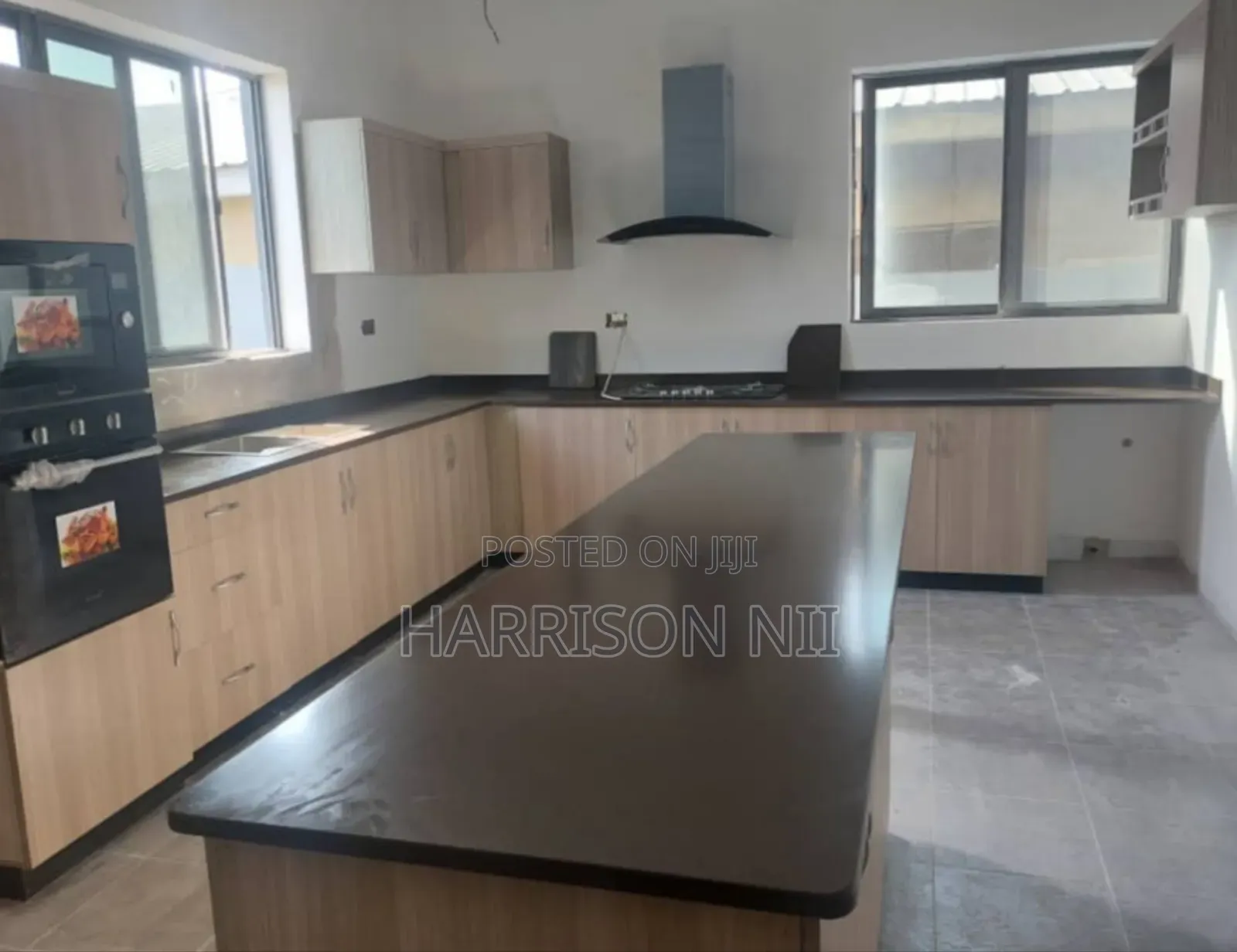 3bdrm House in Oyarifa for sale