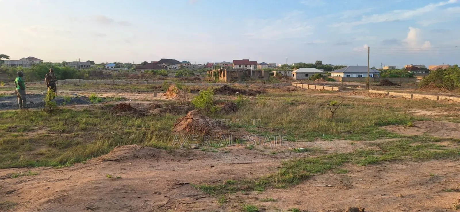 Plots Reduced to Sell - Tema Community 25