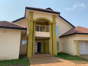 4bdrm House in Bronko Housing, Burma Camp for rent