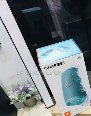 Essential Green Bluetooth JBL Charge 5 Speakers