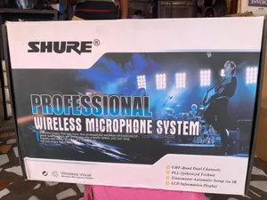 Shure U-6600 Dual Wireless Professional Microphone