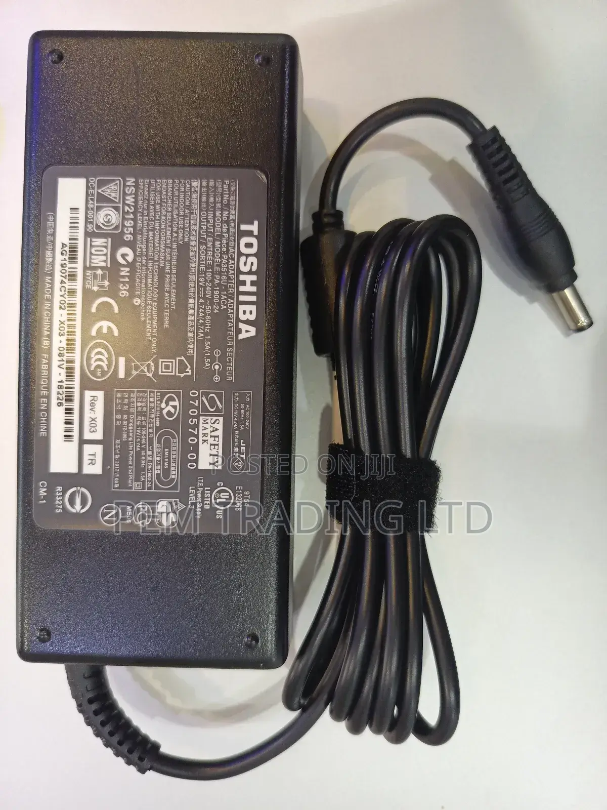Original Toshiba Adapter 90W