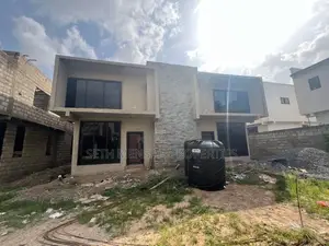 3bdrm Townhouse/Terrace in Skm, Haatso for sale