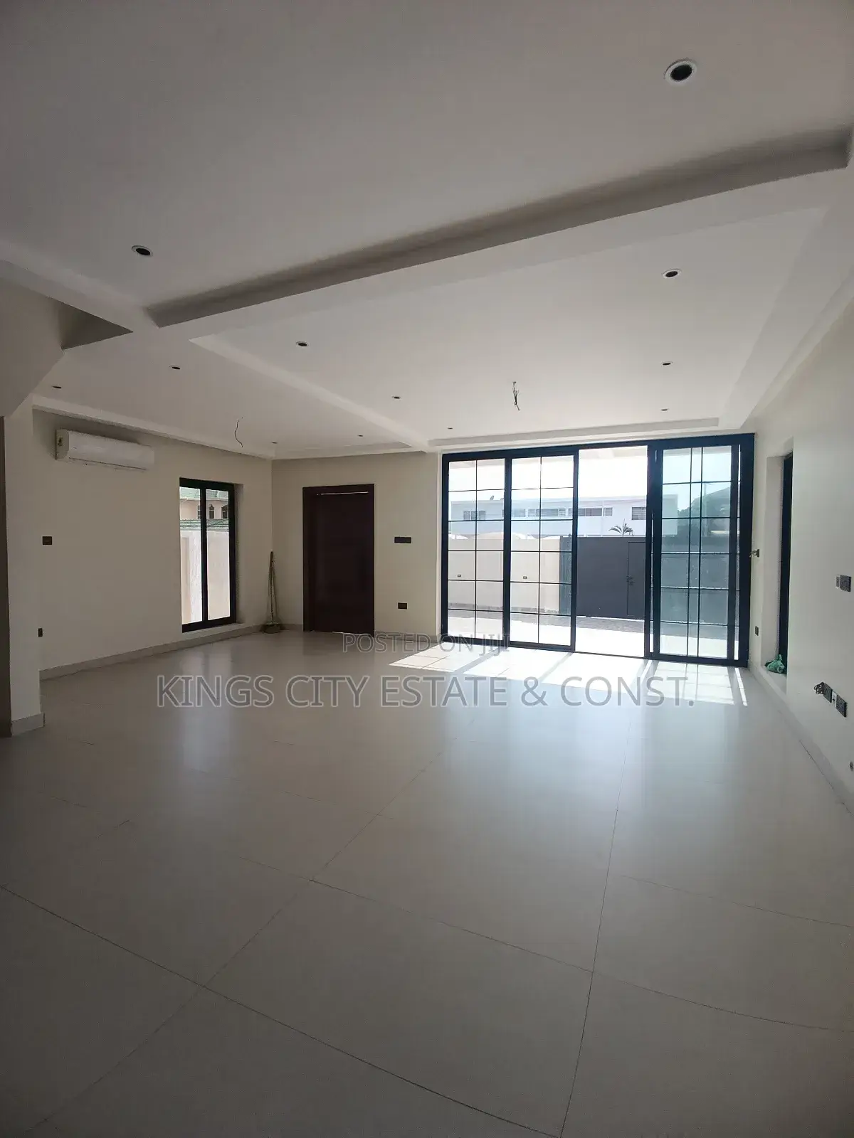 5bdrm House in Kings City Estate &, Dworwulu for sale