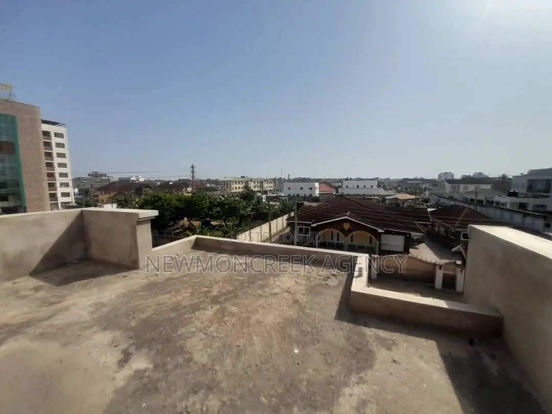 5bdrm Duplex in Adjirigannor, Accra Metropolitan for sale